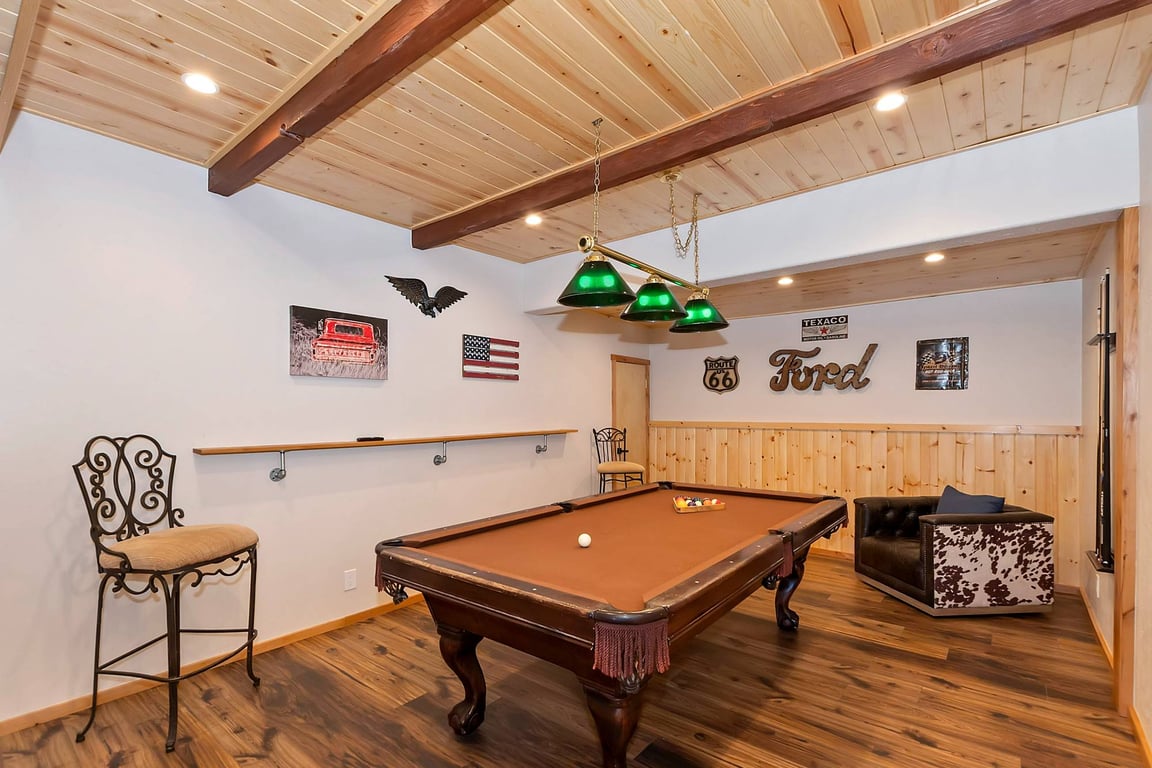 Cabin Image 4