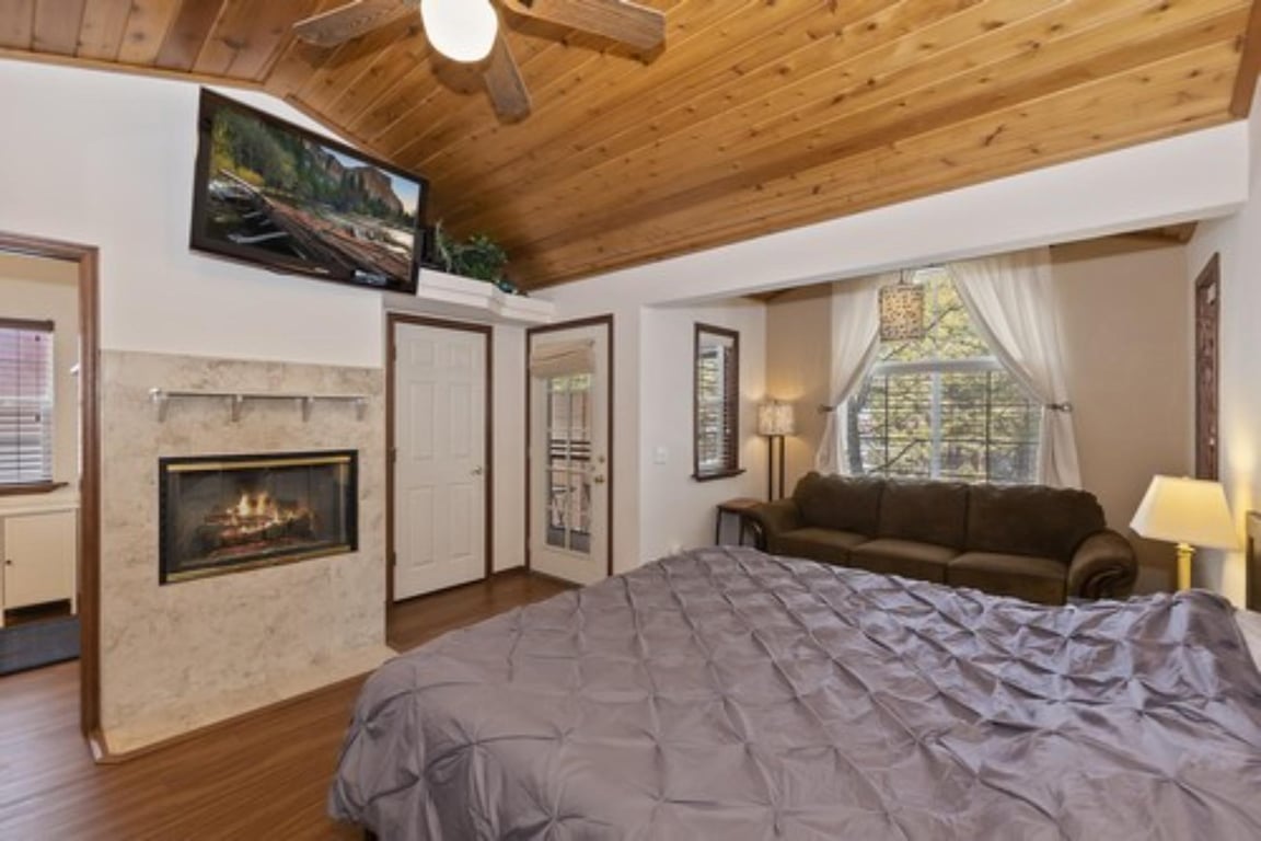 Cabin Image 18