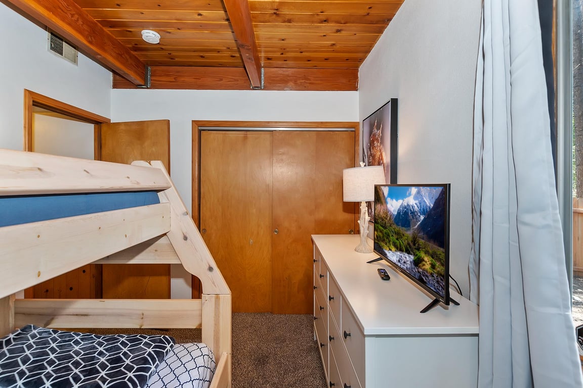 Cabin Image 20
