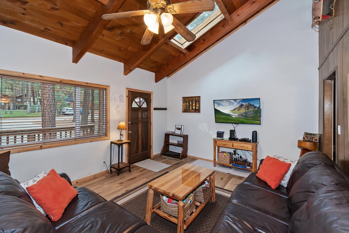 Cabin Image 7