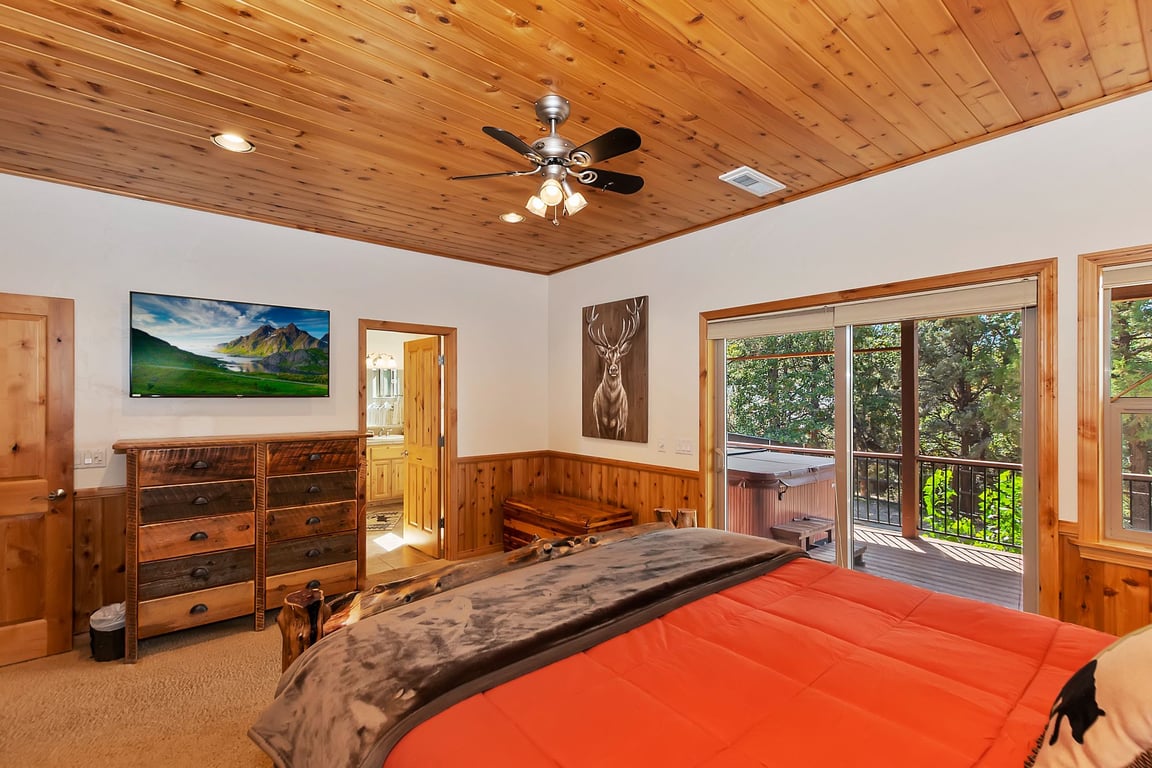 Cabin Image 14
