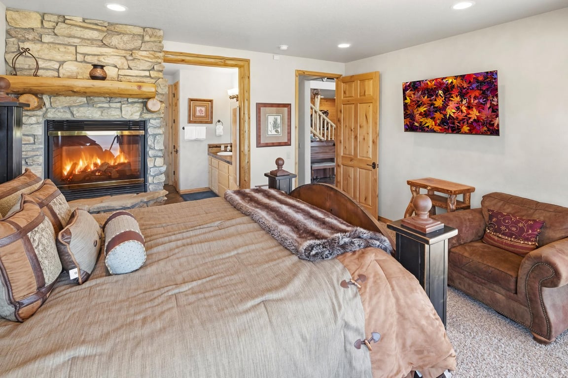 Cabin Image 38