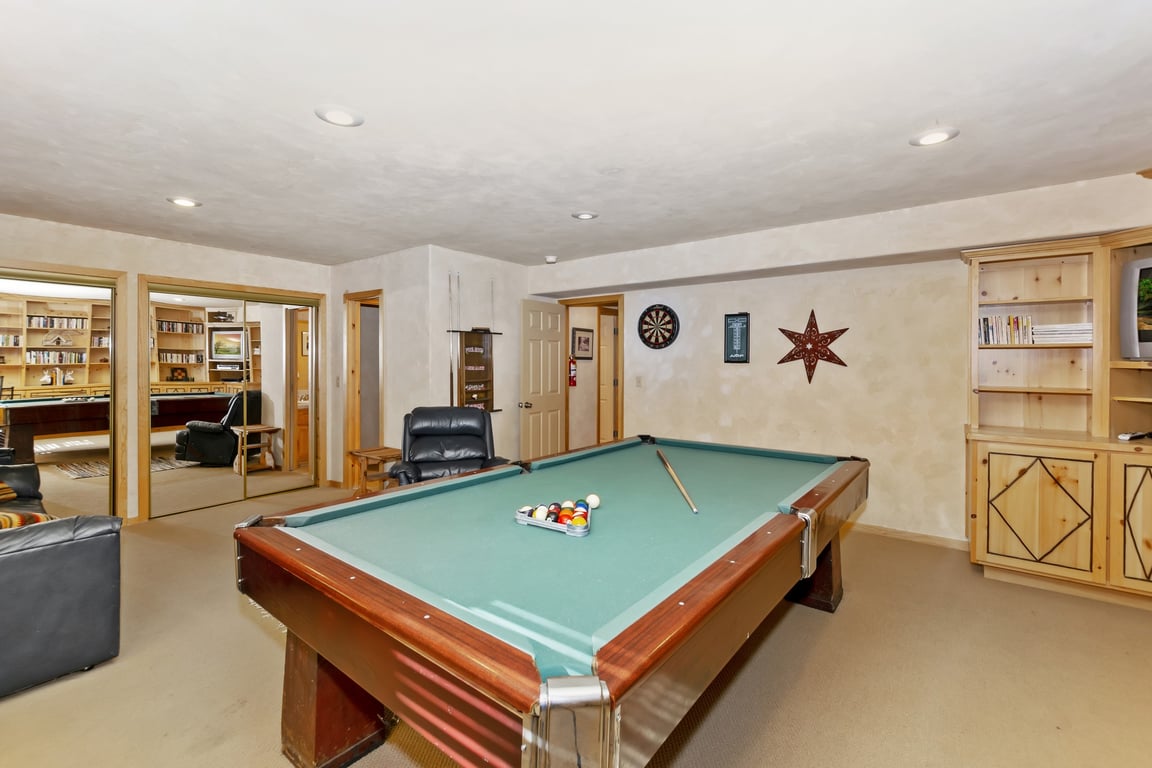 Cabin Image 16