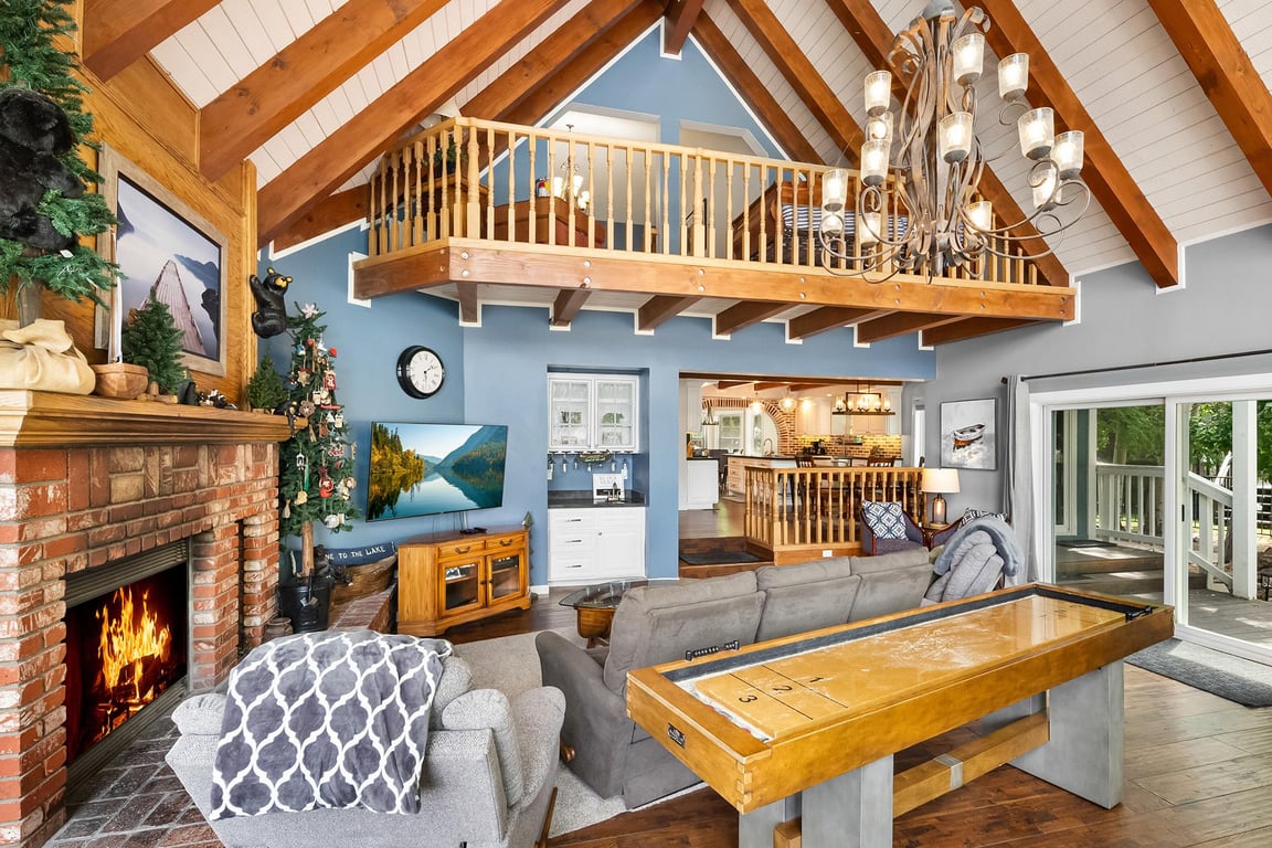 Cabin Image 9
