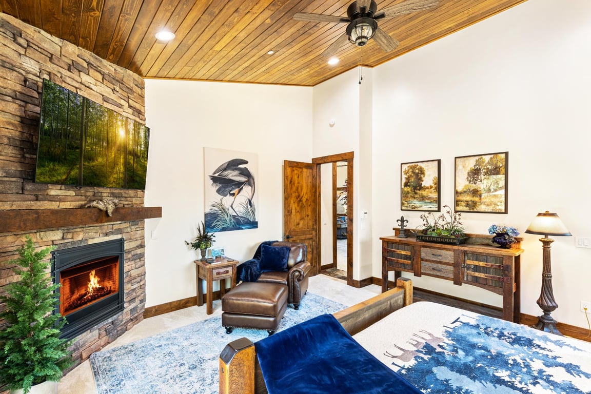 Cabin Image 19