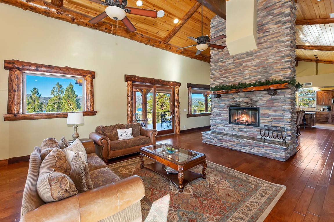 Cabin Image 10