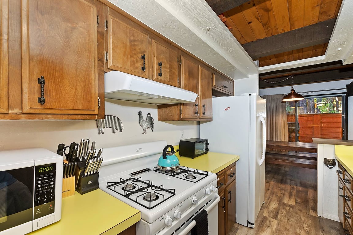 Cabin Image 12