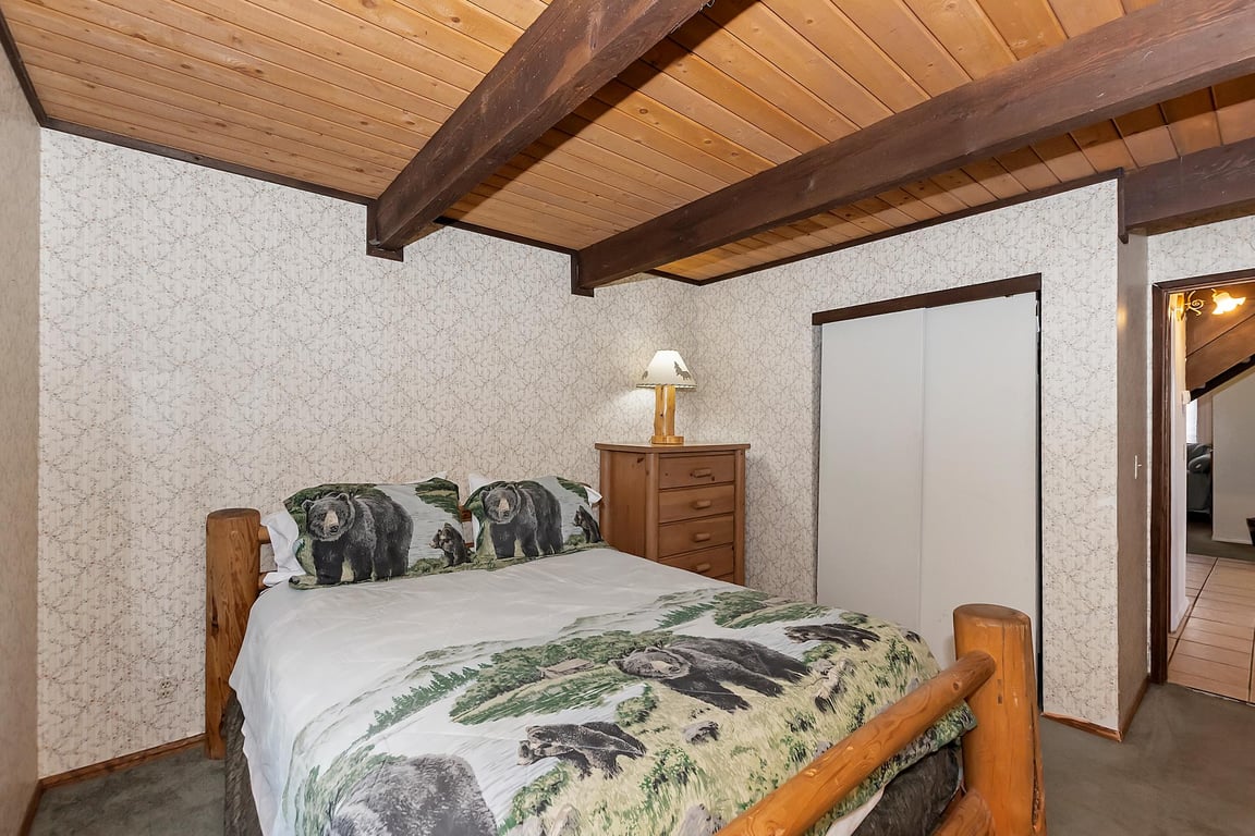 Cabin Image 28