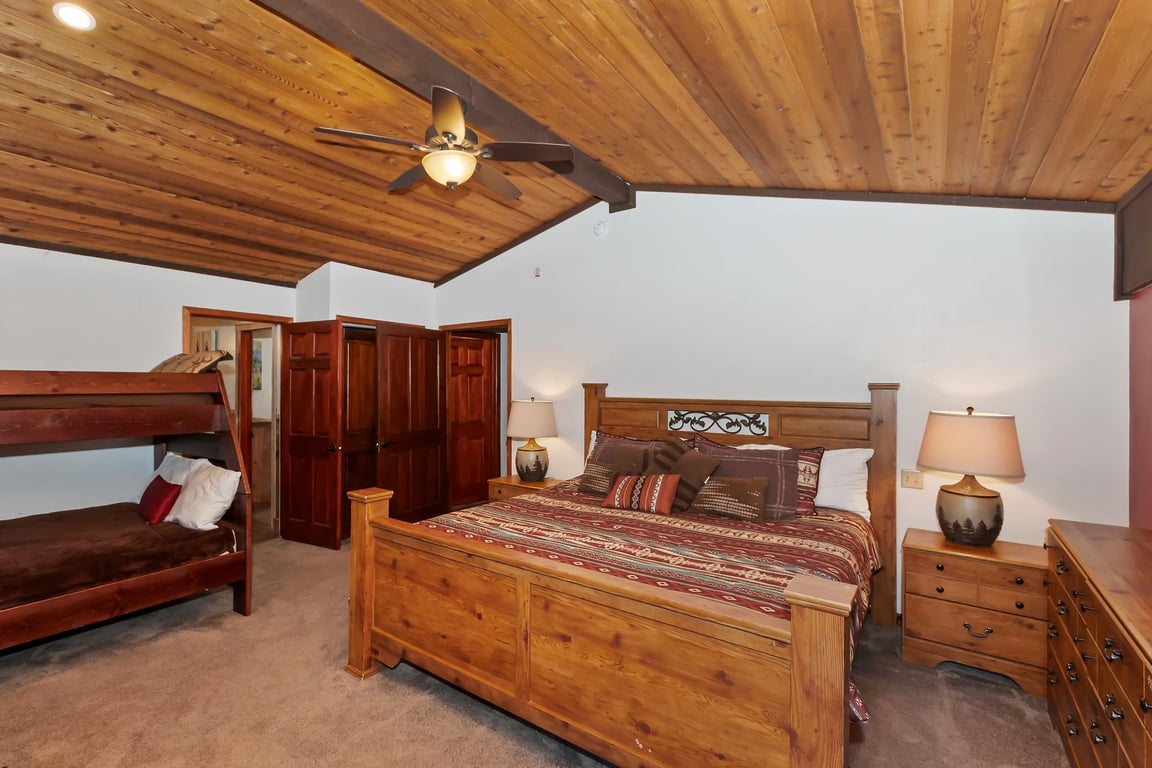 Cabin Image 29
