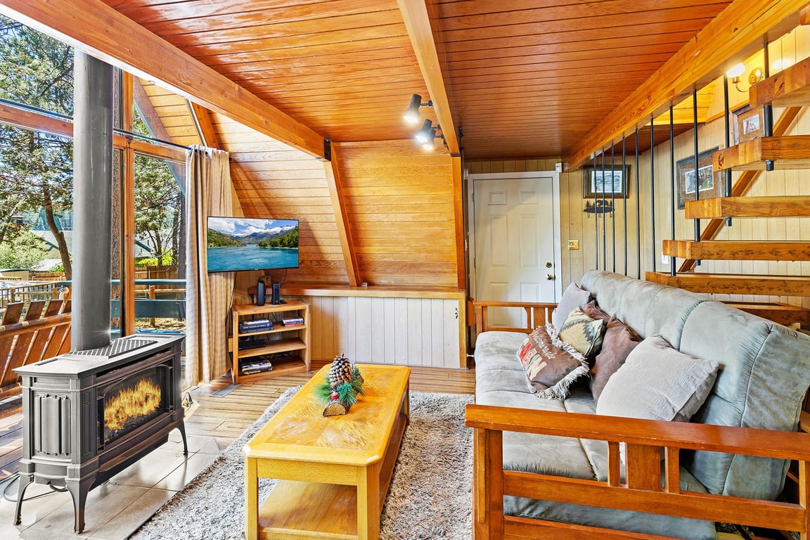 Cabin Image 9