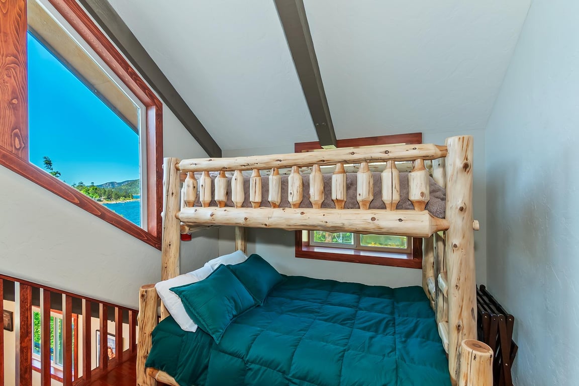 Cabin Image 39