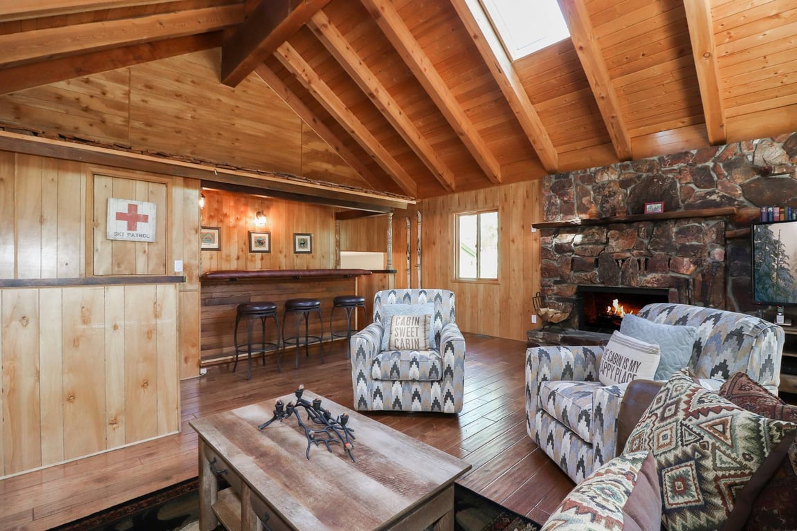 Cabin Image 6
