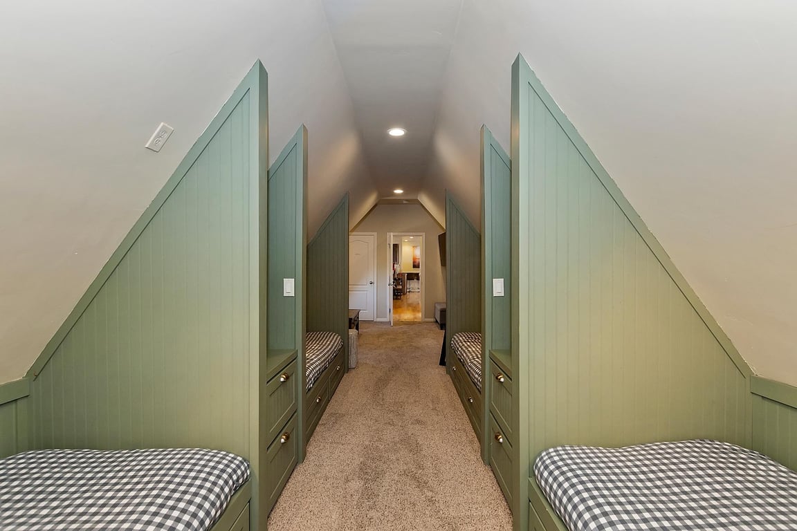 Cabin Image 62
