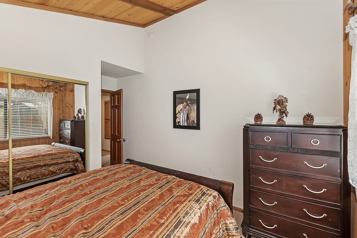 Cabin Image 17
