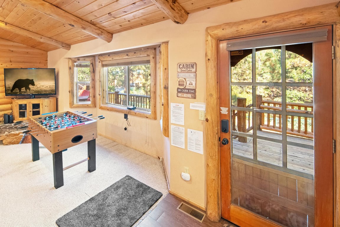 Cabin Image 8