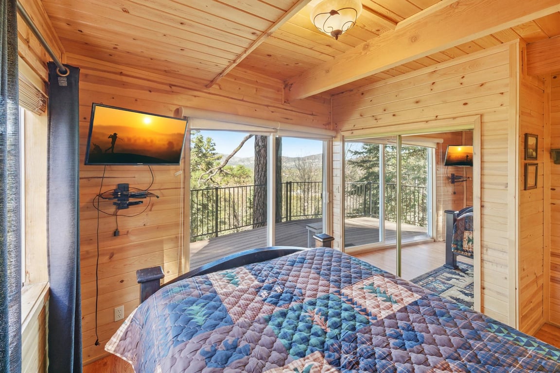 Cabin Image 40