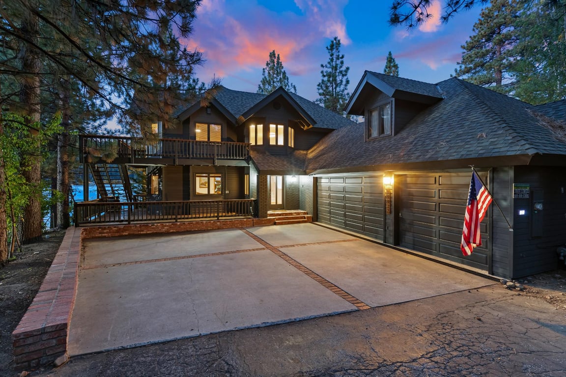 Cabin Image 6