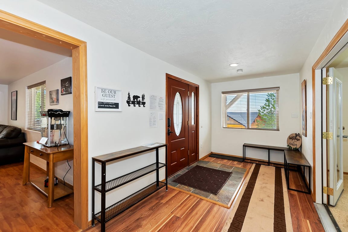 Cabin Image 6