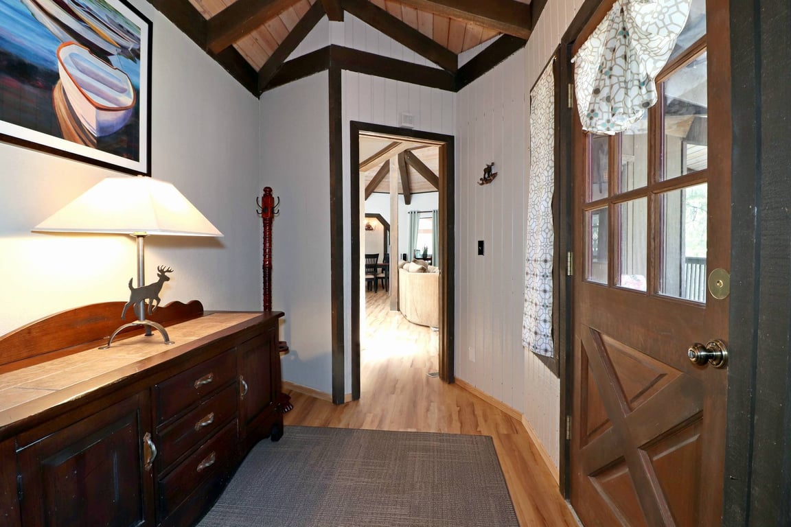Cabin Image 13