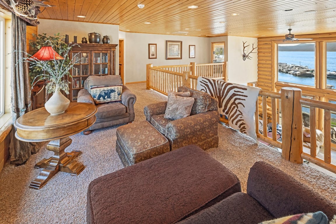 Cabin Image 60