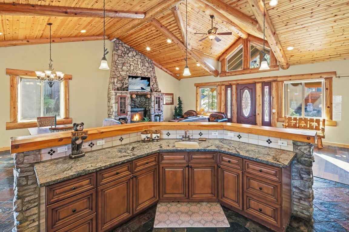Cabin Image 16