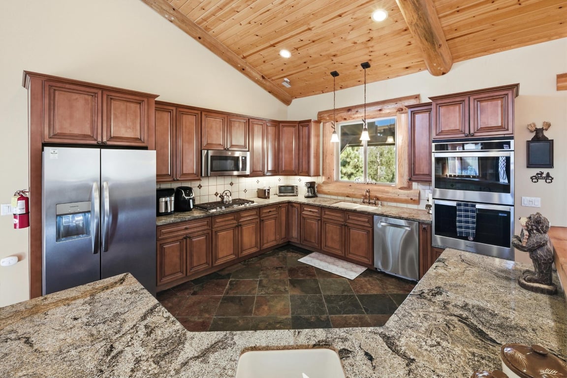 Cabin Image 13