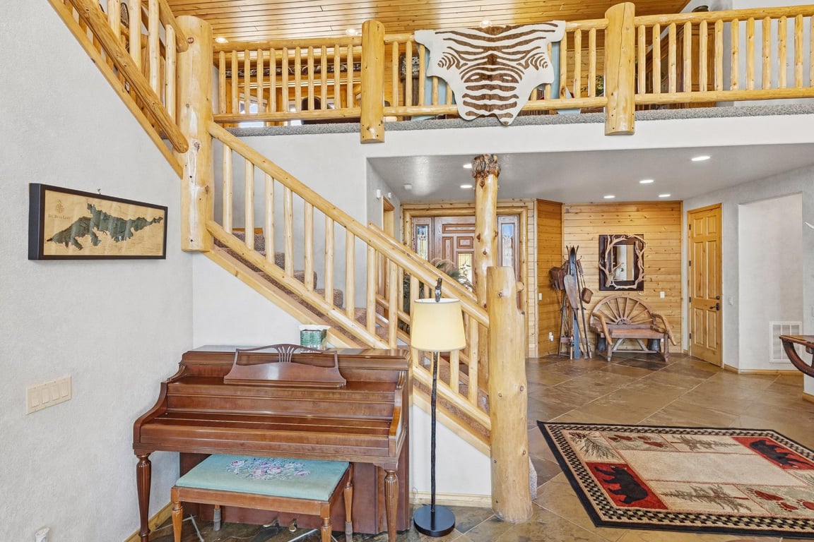 Cabin Image 13