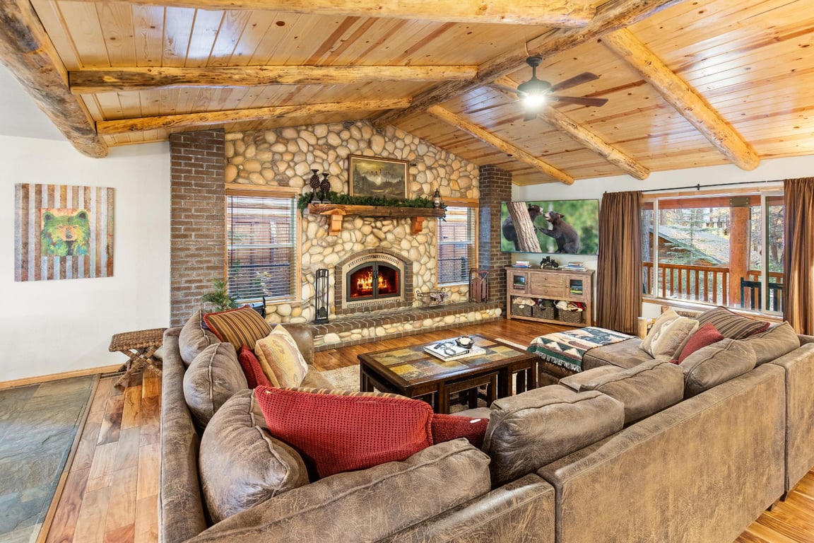 Cabin Image 10