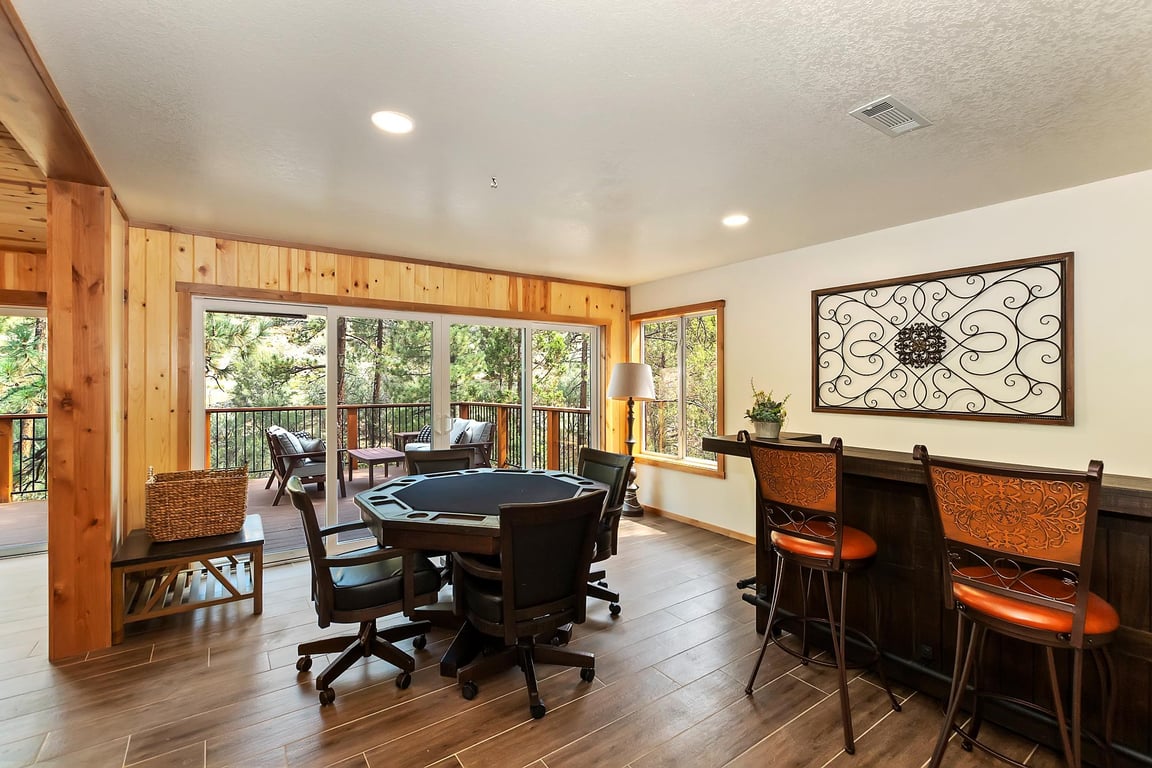Cabin Image 14
