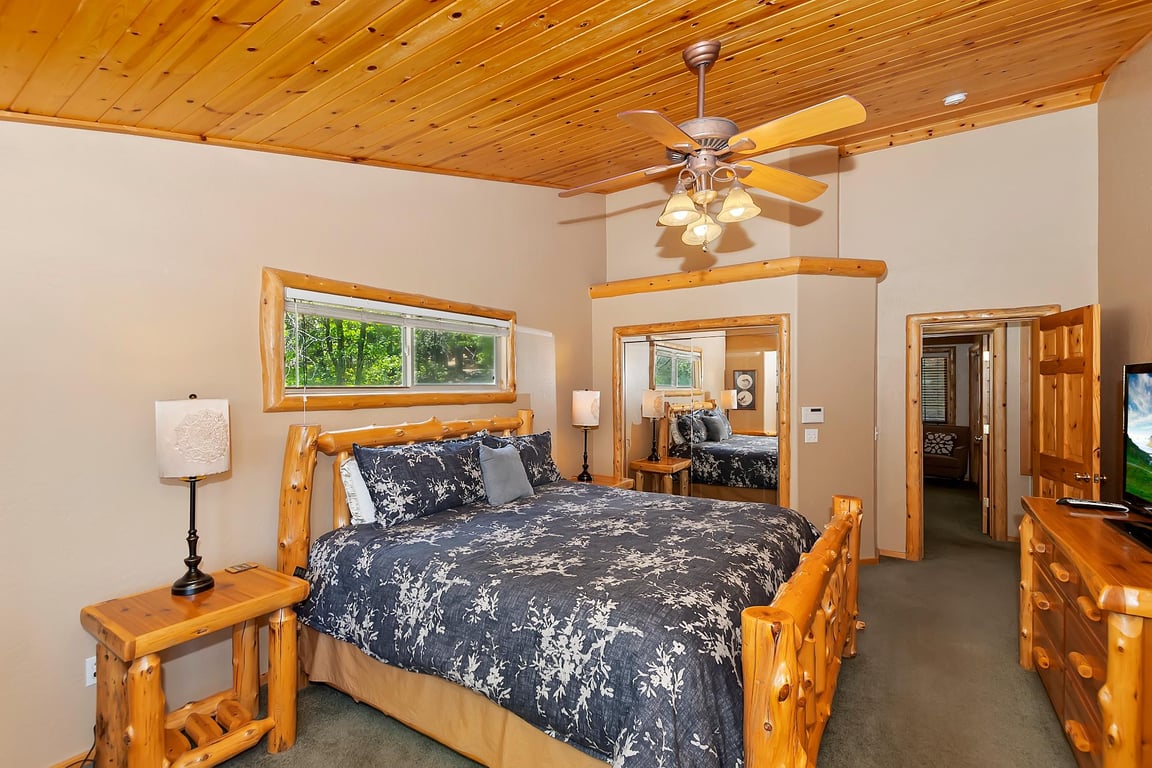 Cabin Image 20