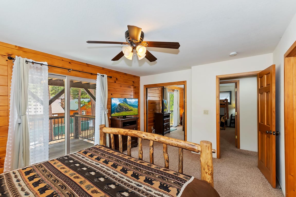 Cabin Image 23