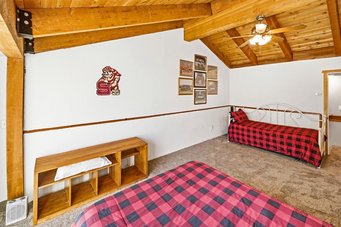 Cabin Image 42