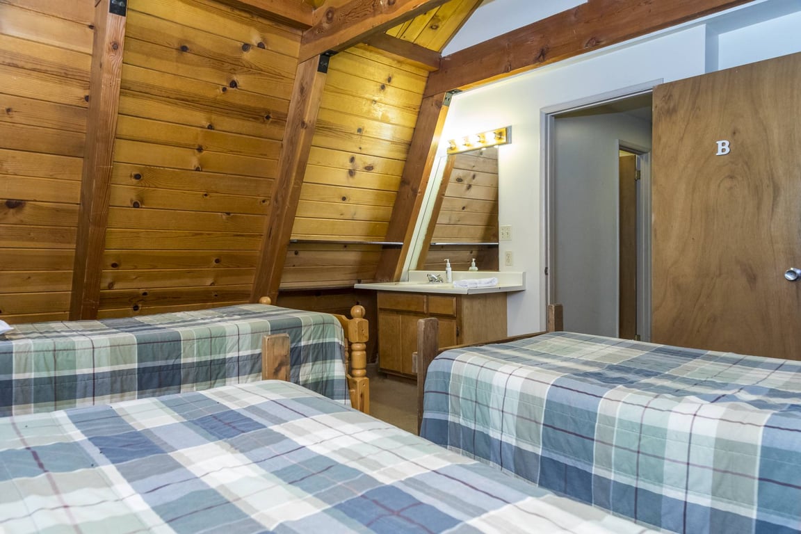 Cabin Image 19