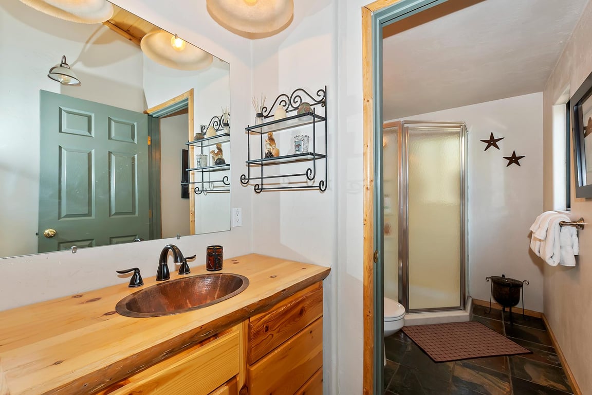 Cabin Image 14