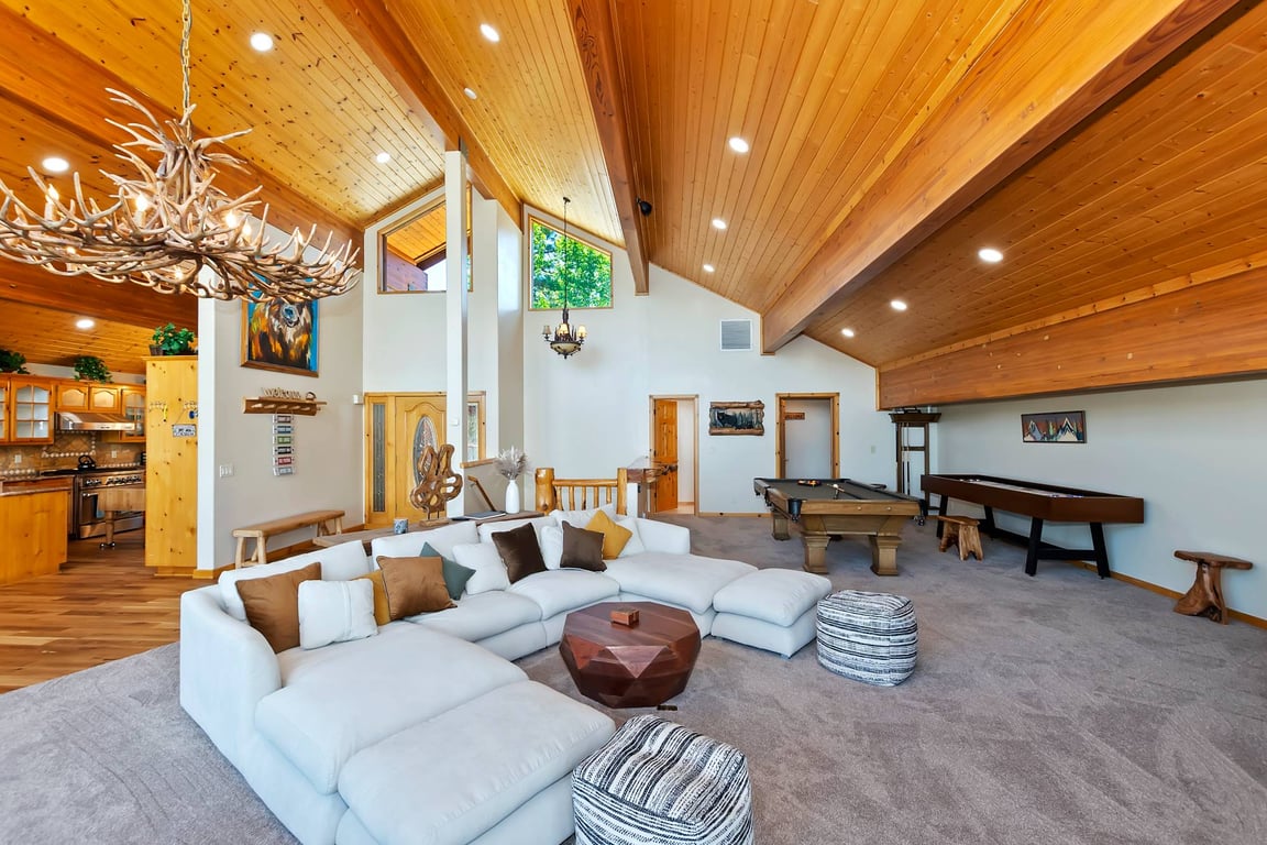 Cabin Image 14