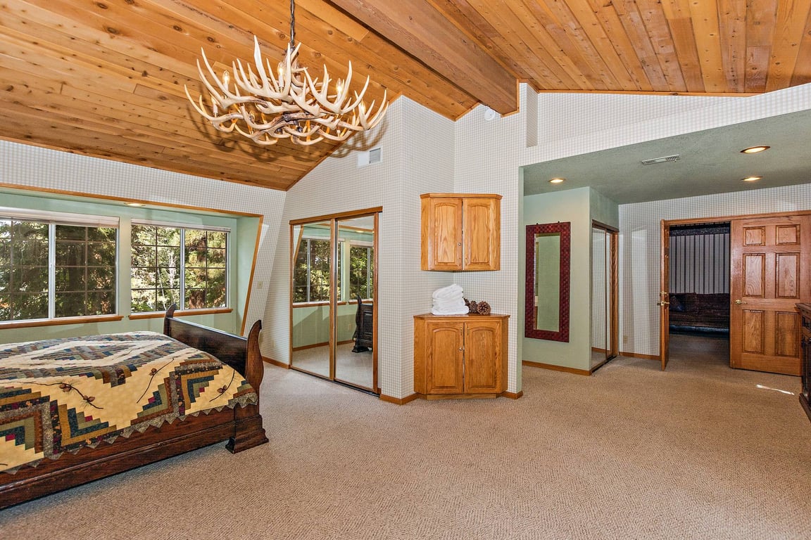 Cabin Image 25