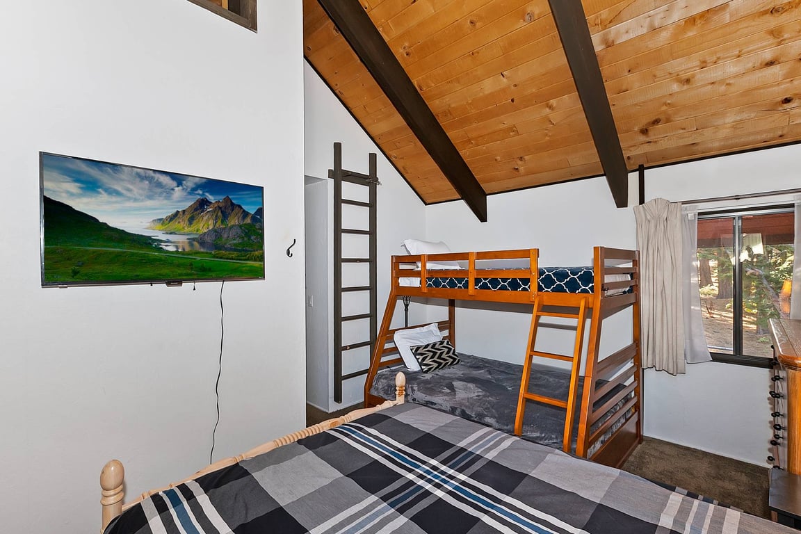Cabin Image 21