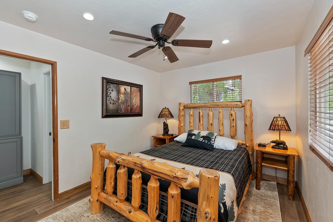 Cabin Image 21