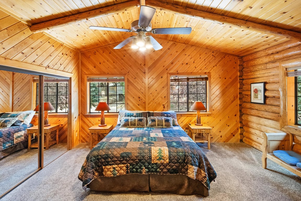 Cabin Image 18