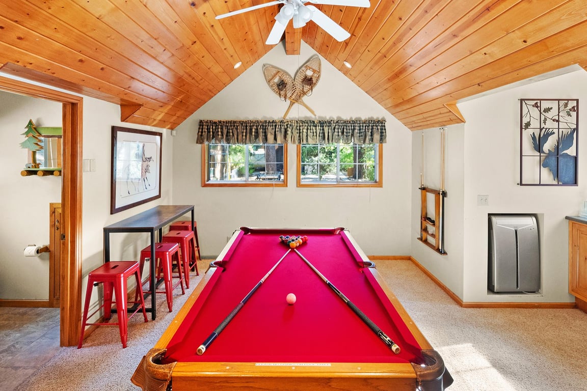 Cabin Image 54