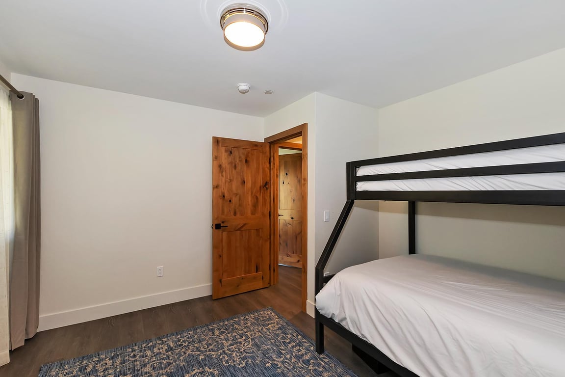 Cabin Image 55