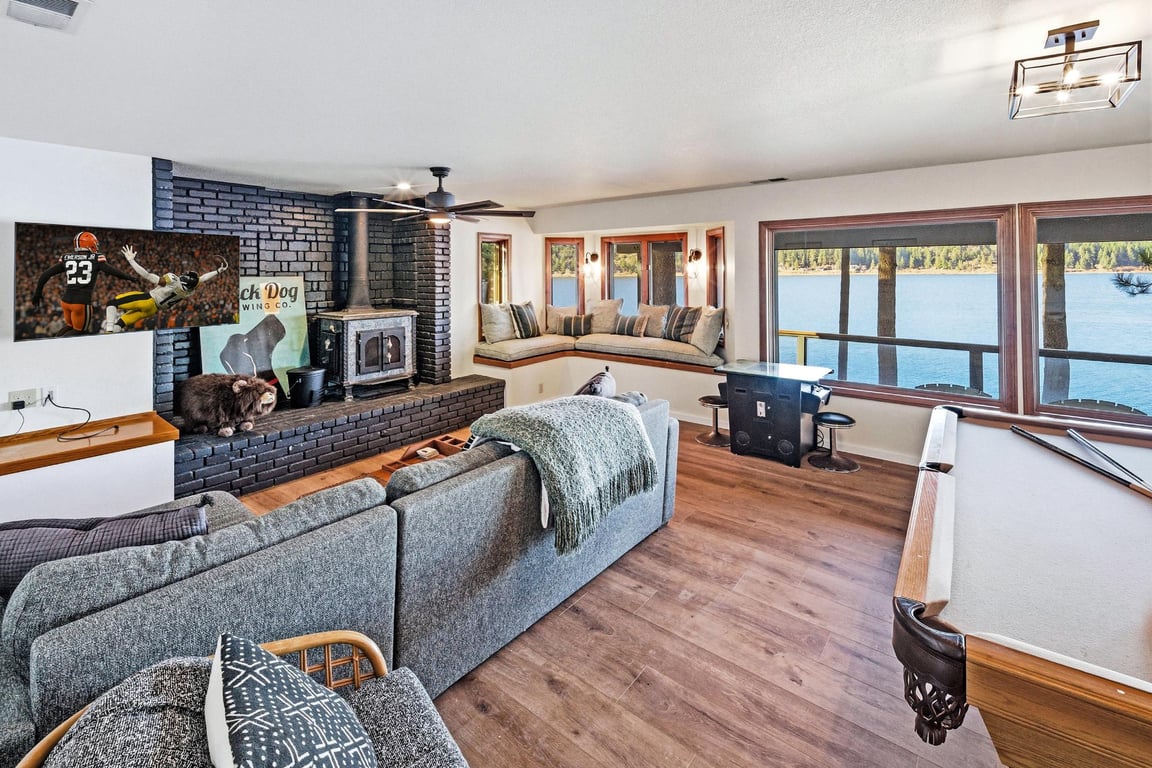 Cabin Image 77