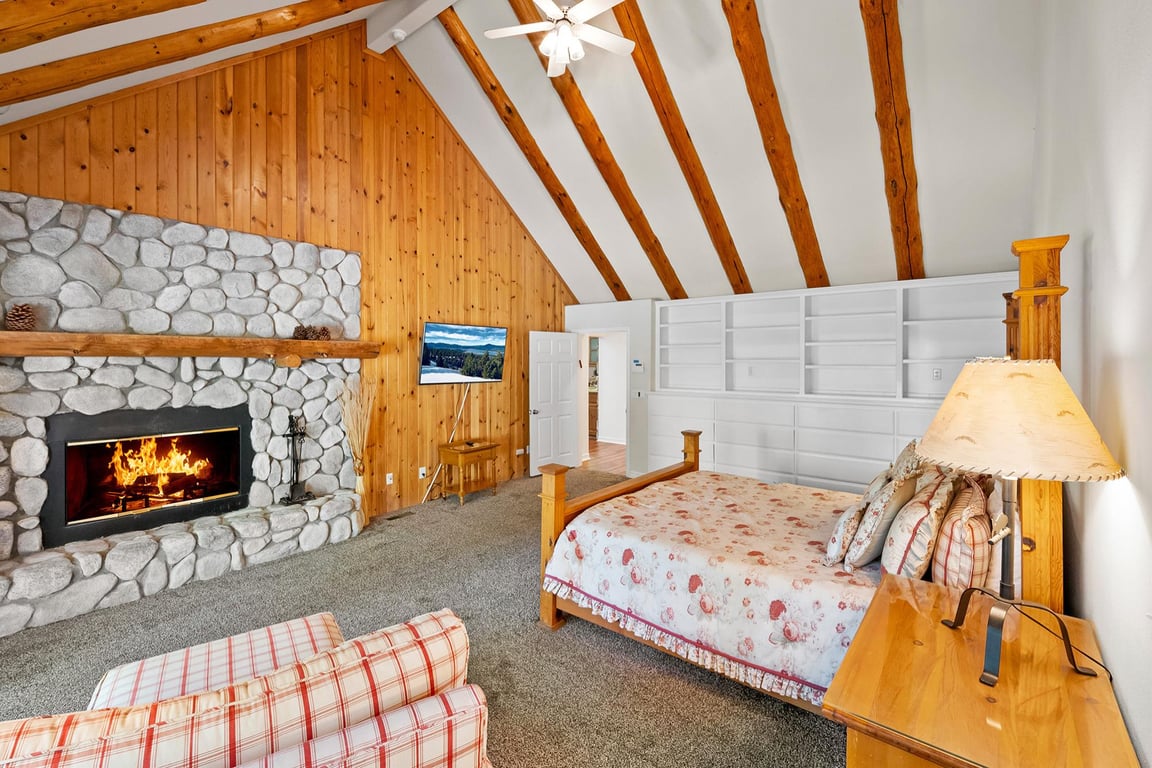 Cabin Image 35