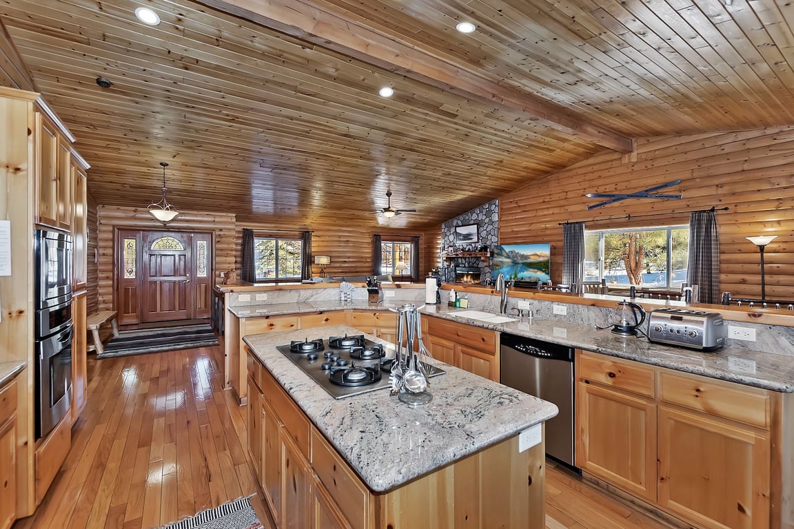 Cabin Image 10