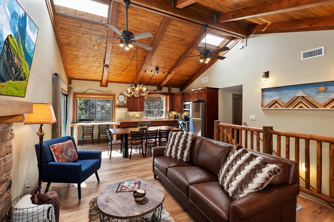 Cabin Image 9