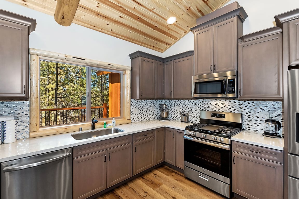 Cabin Image 11
