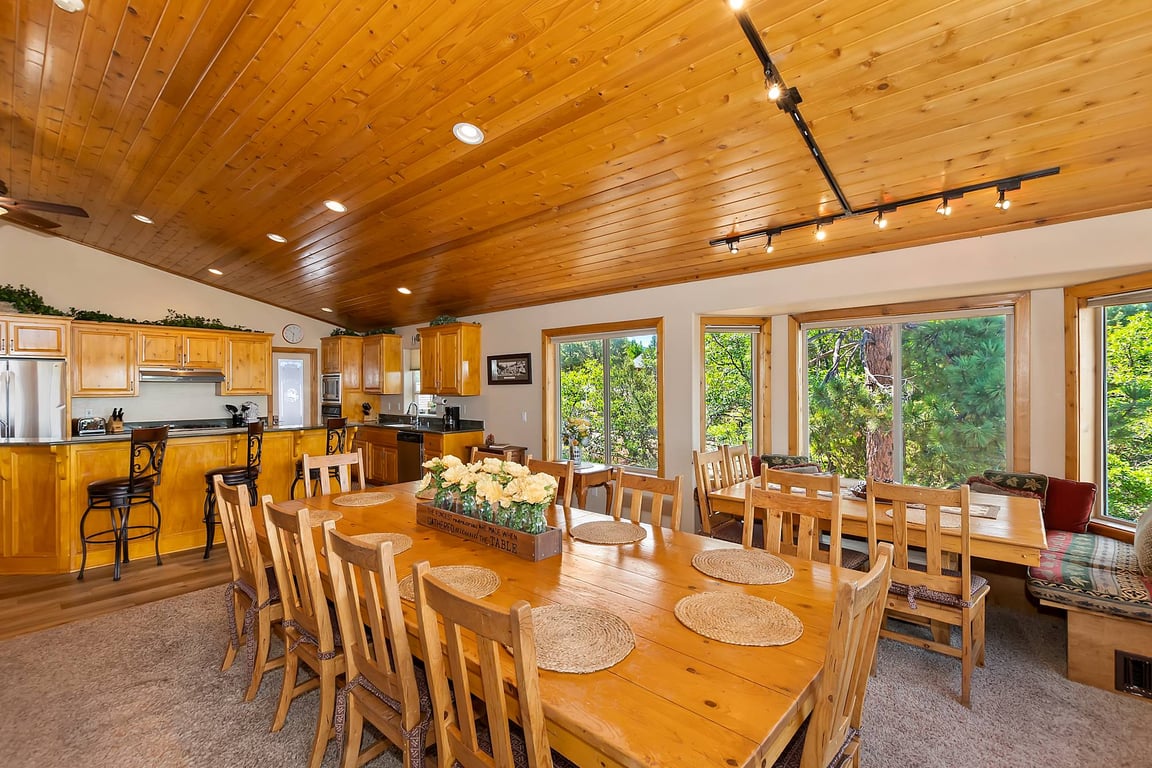 Cabin Image 15
