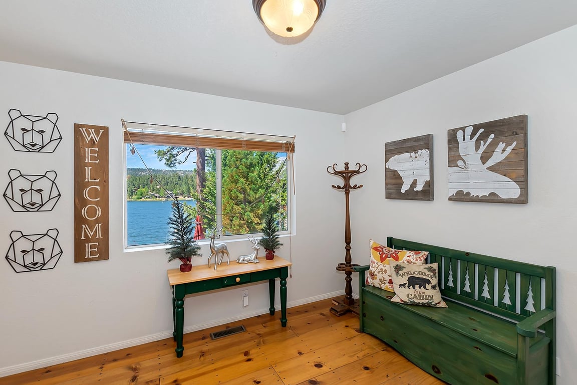 Cabin Image 7