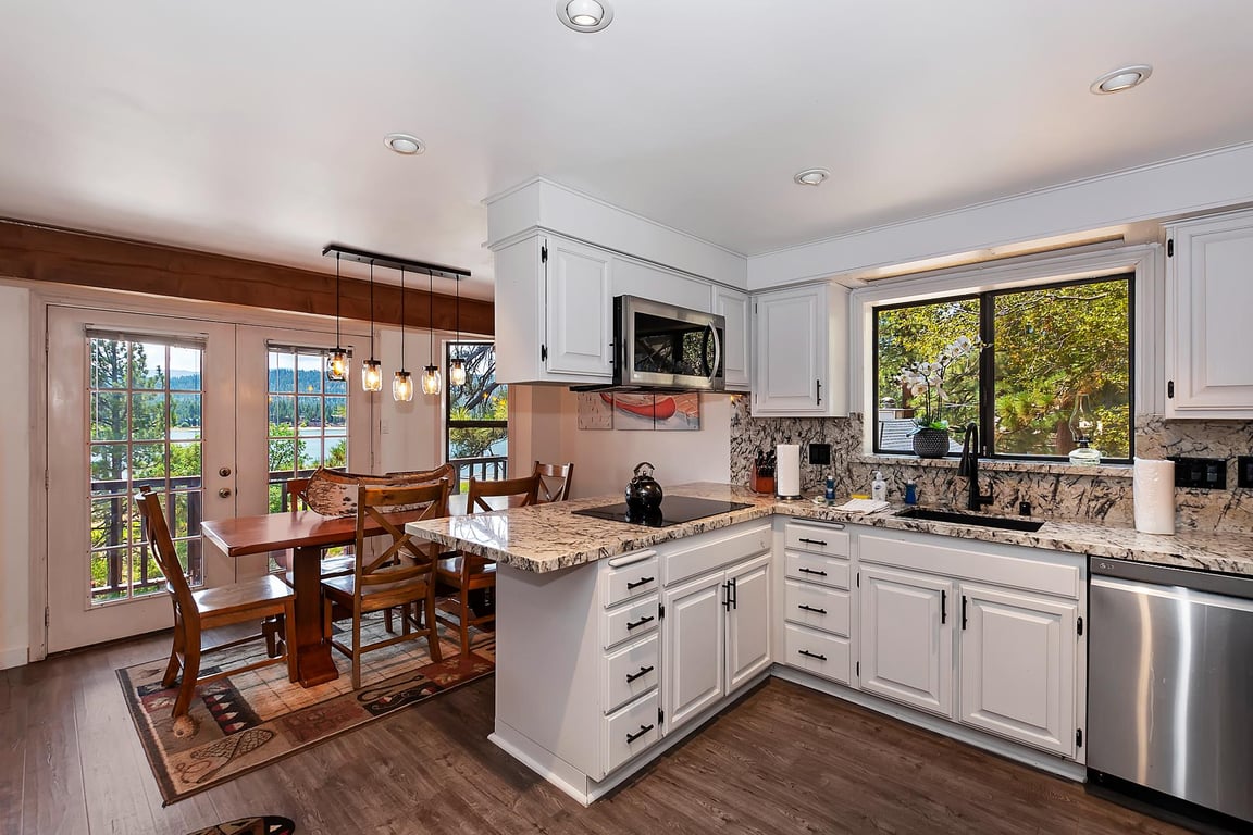 Big Bear Cabin - TippieCanoe - 0003