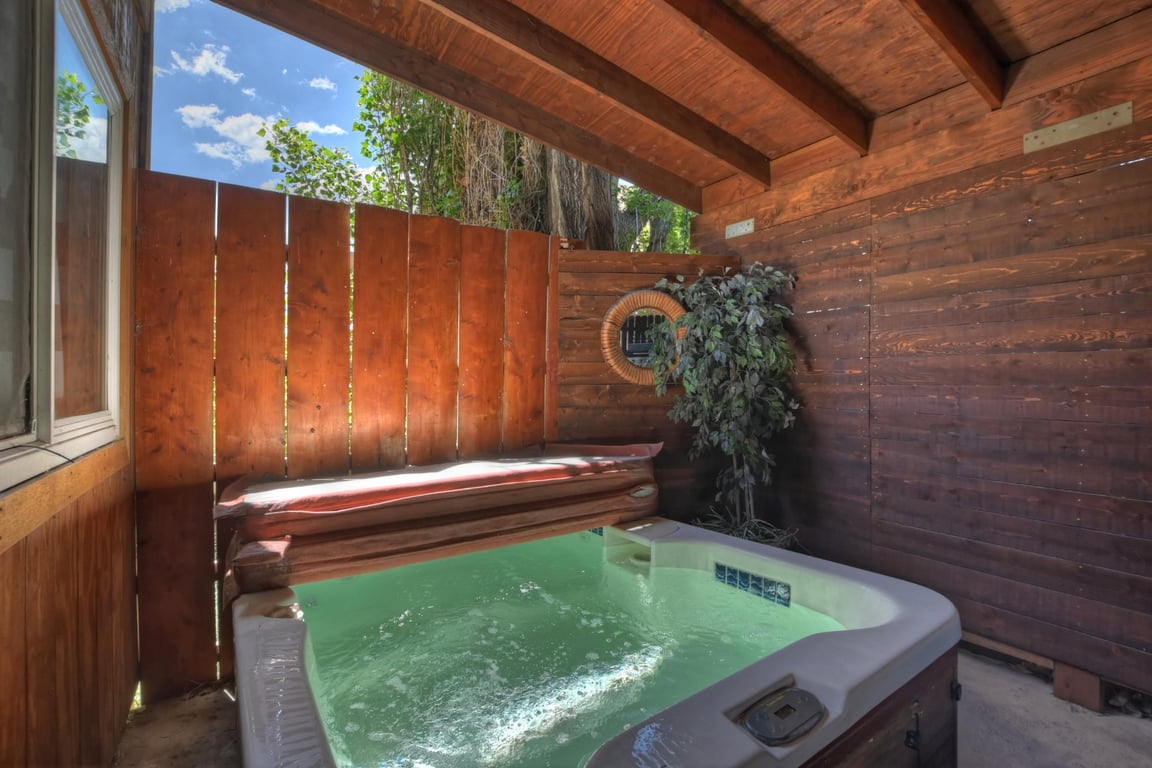 Cabin Image 41